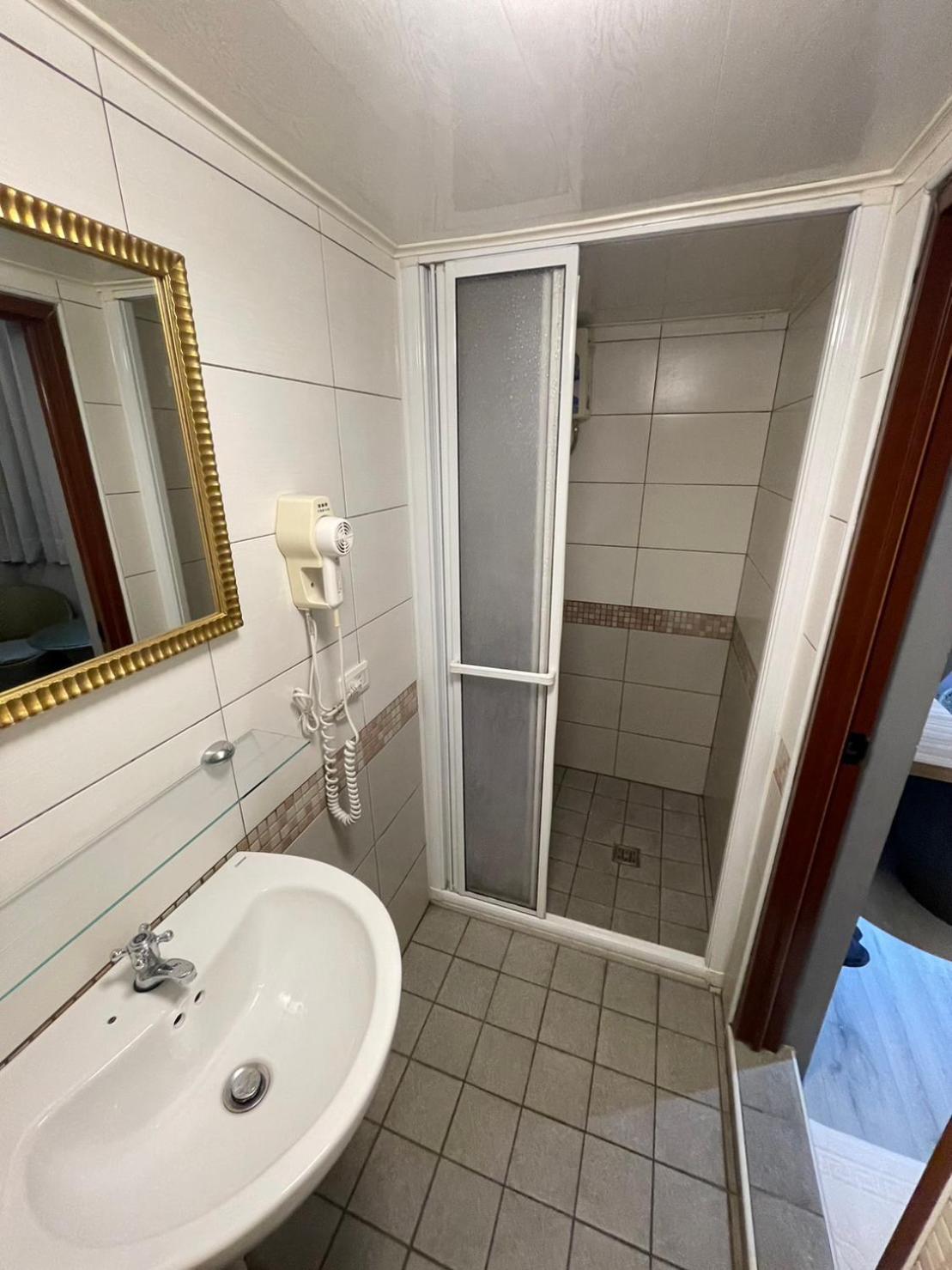 Shuntai Inn Fengshan  Kültér fotó